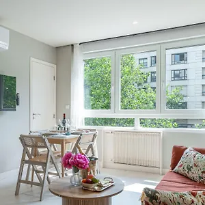 Apartment De Montescal - Hot Tub And Ac Cosy A Prime Location 40m2, Paris